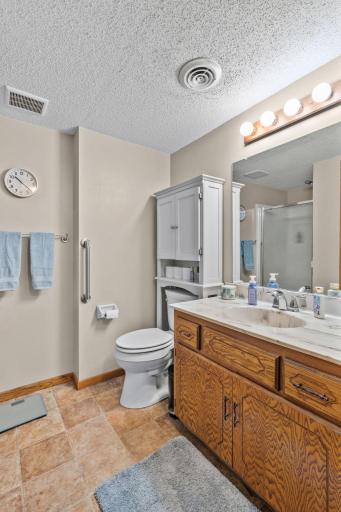 28-web-or-mls-17161 S Shore Ln-28.jpg