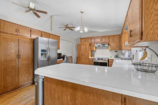 18-web-or-mls-17161 S Shore Ln-18.jpg