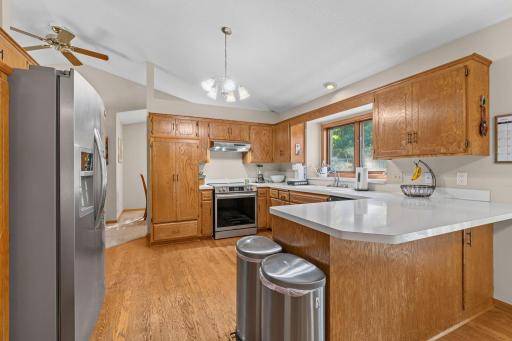 17-web-or-mls-17161 S Shore Ln-17.jpg