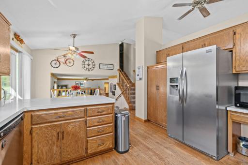 21-web-or-mls-17161 S Shore Ln-21.jpg