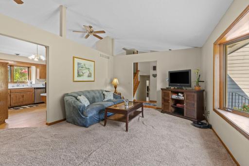 14-web-or-mls-17161 S Shore Ln-14.jpg