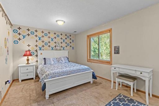 25-web-or-mls-17161 S Shore Ln-25.jpg