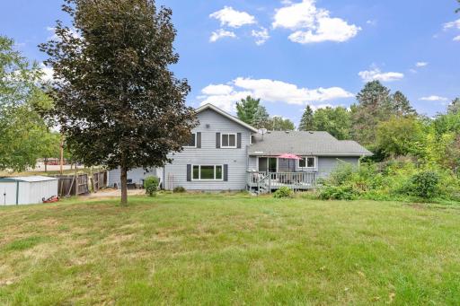 6-web-or-mls-17161 S Shore Ln-6.jpg