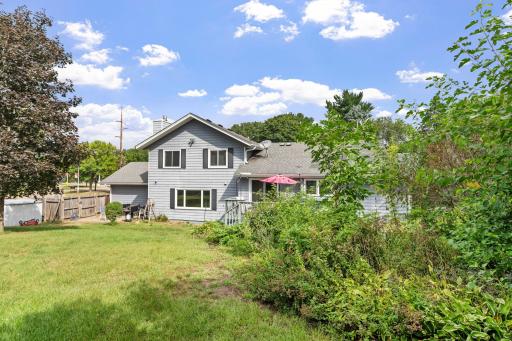 7-web-or-mls-17161 S Shore Ln-7.jpg