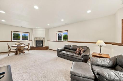 1840 35th Street Circle S, Moorhead, MN 56560