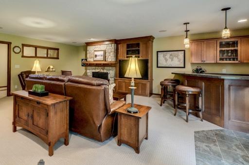 4453 Fable Hill Parkway N, Hugo, MN 55038