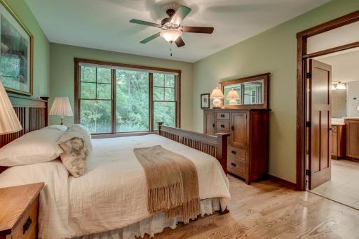 4453 Fable Hill Parkway N, Hugo, MN 55038