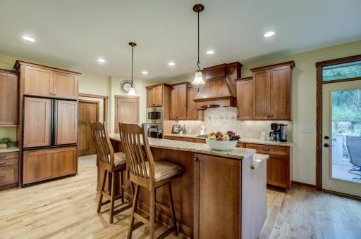 4453 Fable Hill Parkway N, Hugo, MN 55038