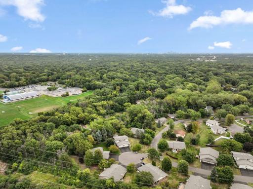 13430 Pepperwood Circle, Minnetonka, MN 55305