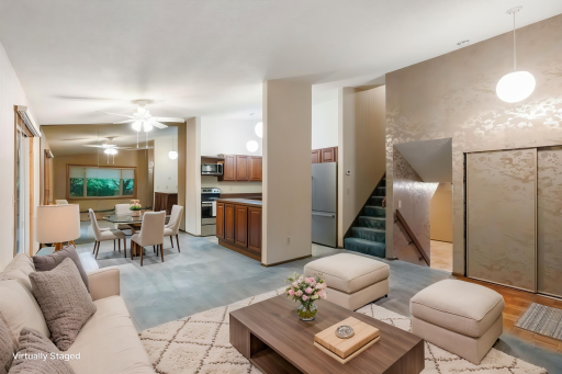 13430 Pepperwood Circle, Minnetonka, MN 55305