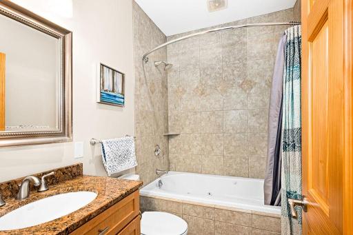 FinlandHomeinterior-19.jpg