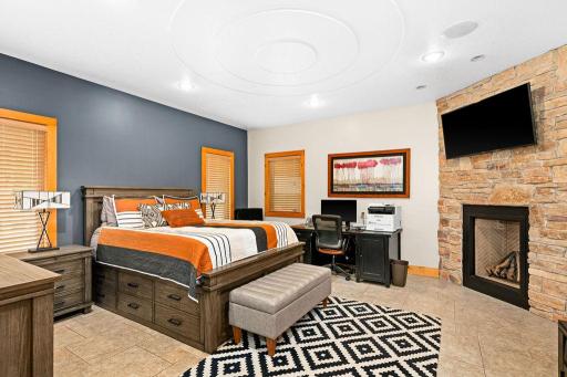 FinlandHomeinterior-24.jpg