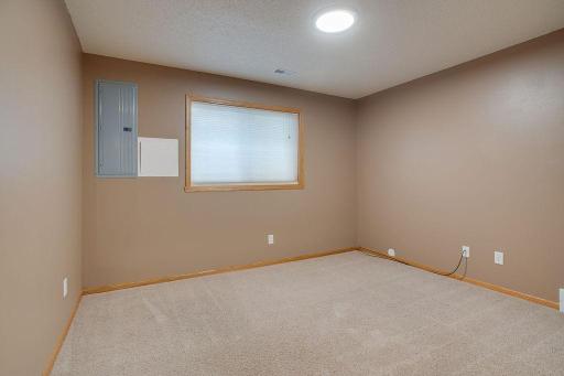 4793 HARVEST Drive S, Fargo, ND 58104