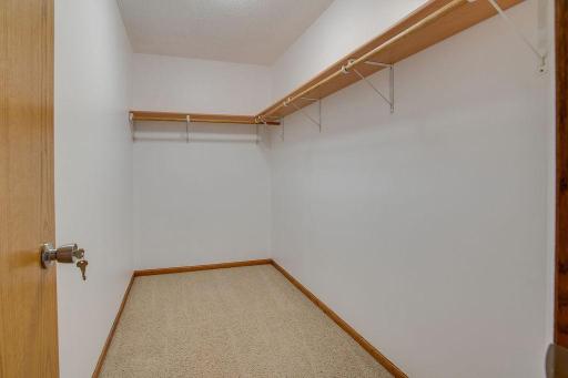 4793 HARVEST Drive S, Fargo, ND 58104