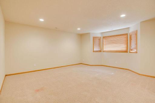 4793 HARVEST Drive S, Fargo, ND 58104