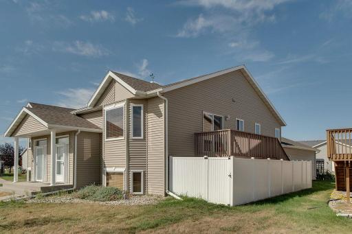 4793 HARVEST Drive S, Fargo, ND 58104