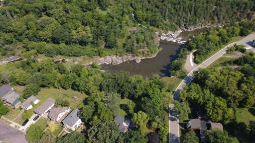 109 W Bridge Street, Redwood Falls, MN 56283