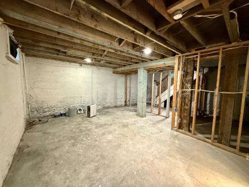 109 W Bridge Street, Redwood Falls, MN 56283