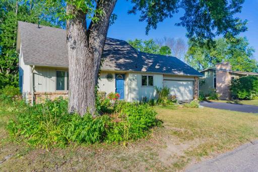 Photo for 110105 Arboretum Way, Chaska, MN 55318 - listing #7141798 110105 Arboretum Way, Chaska, MN 55318
