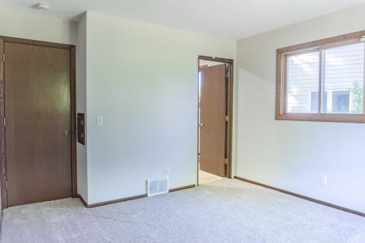 110105 Arboretum Way, Chaska, MN 55318