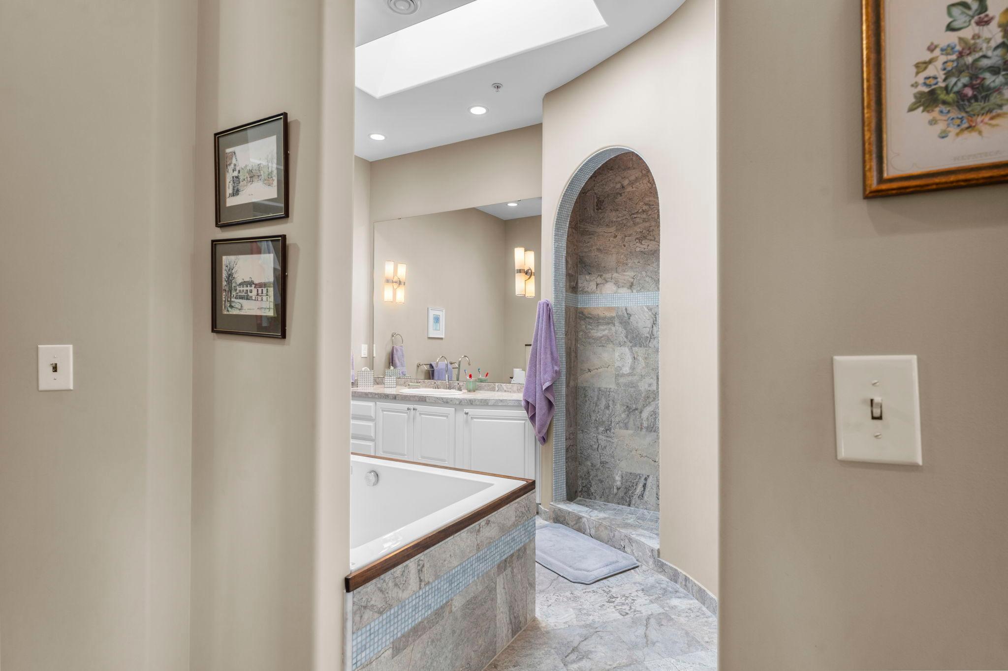 Ensuite bath