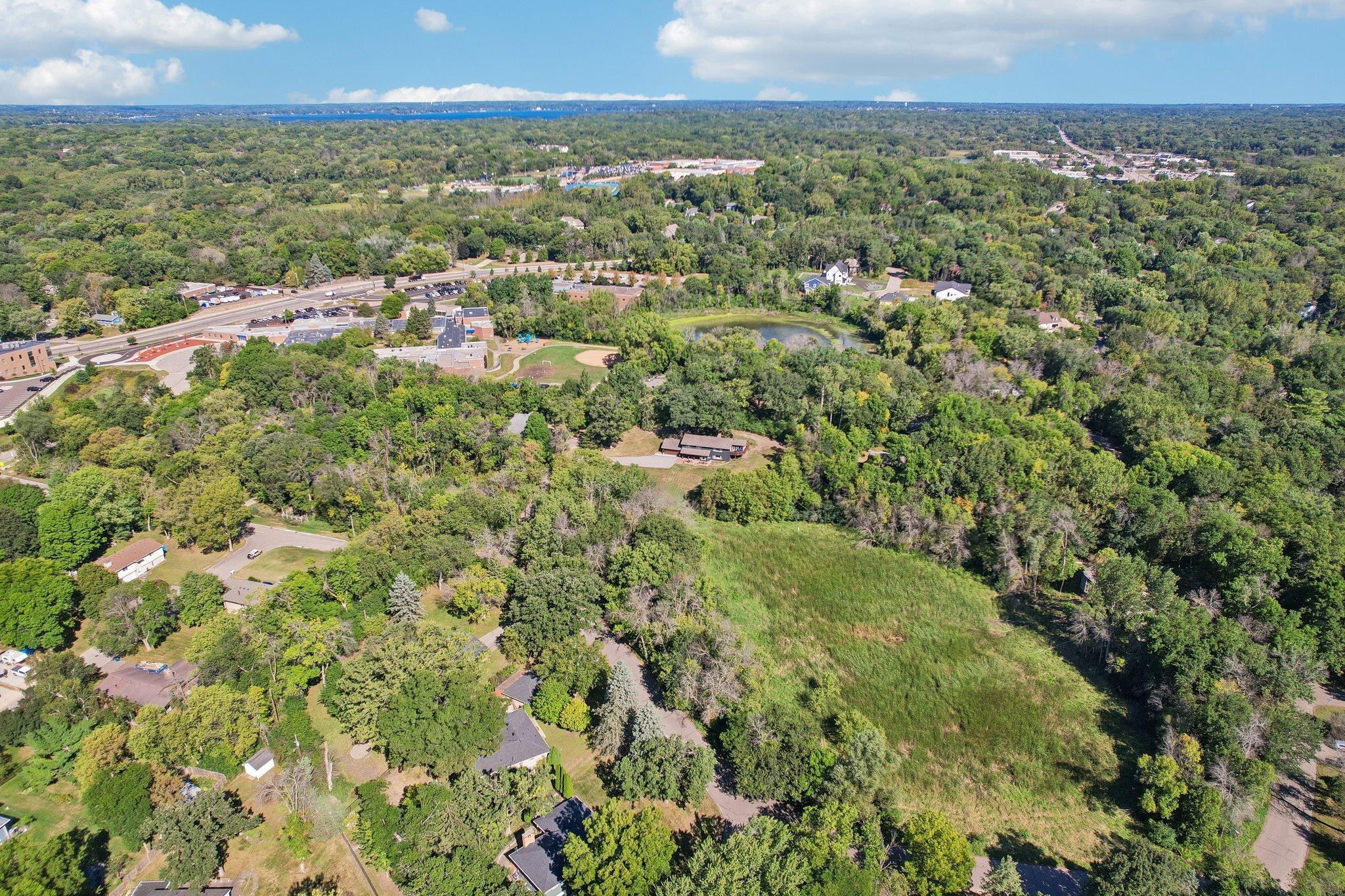 10-web-or-mls-Covington Rd-S1009-009.jpg