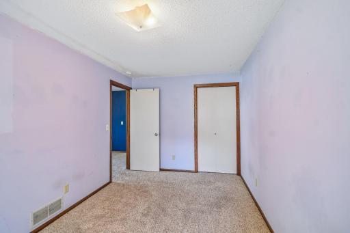 11840 Vintage Street NW, Coon Rapids, MN 55433