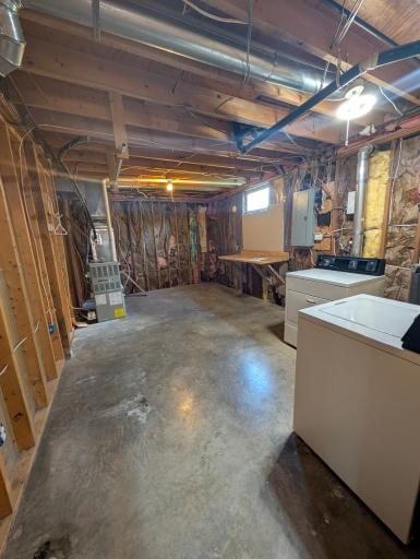 216 Stoner Avenue SE, Bemidji, MN 56601