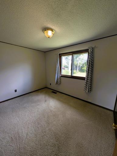 216 Stoner Avenue SE, Bemidji, MN 56601