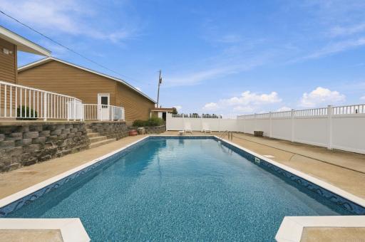22050 Northfield Boulevard, Hampton, MN 55031