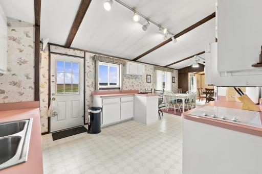 22050 Northfield Boulevard, Hampton, MN 55031