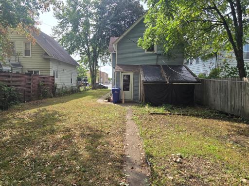 866 Duluth Street, Saint Paul, MN 55106