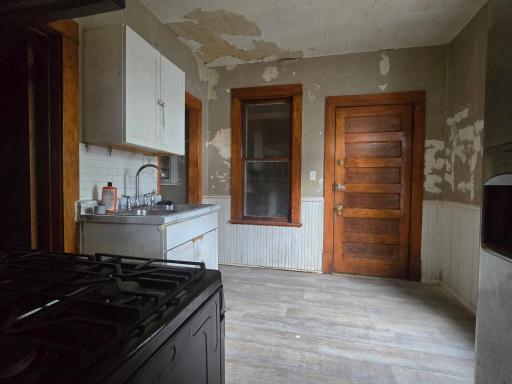 866 Duluth Street, Saint Paul, MN 55106