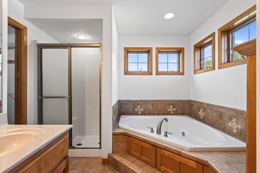 1740 Sandbar Circle, Waconia, MN 55387
