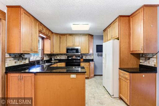 4934 Bluehill Circle, South Haven, MN 55382