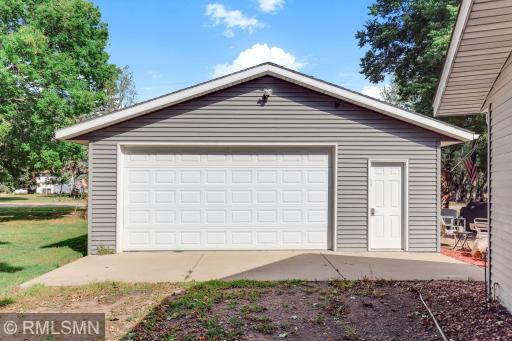 4934 Bluehill Circle, South Haven, MN 55382