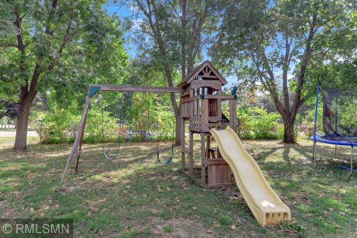4934 Bluehill Circle, South Haven, MN 55382