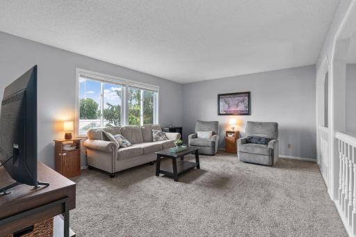 9182 Rosewood Lane N, Maple Grove, MN 55369
