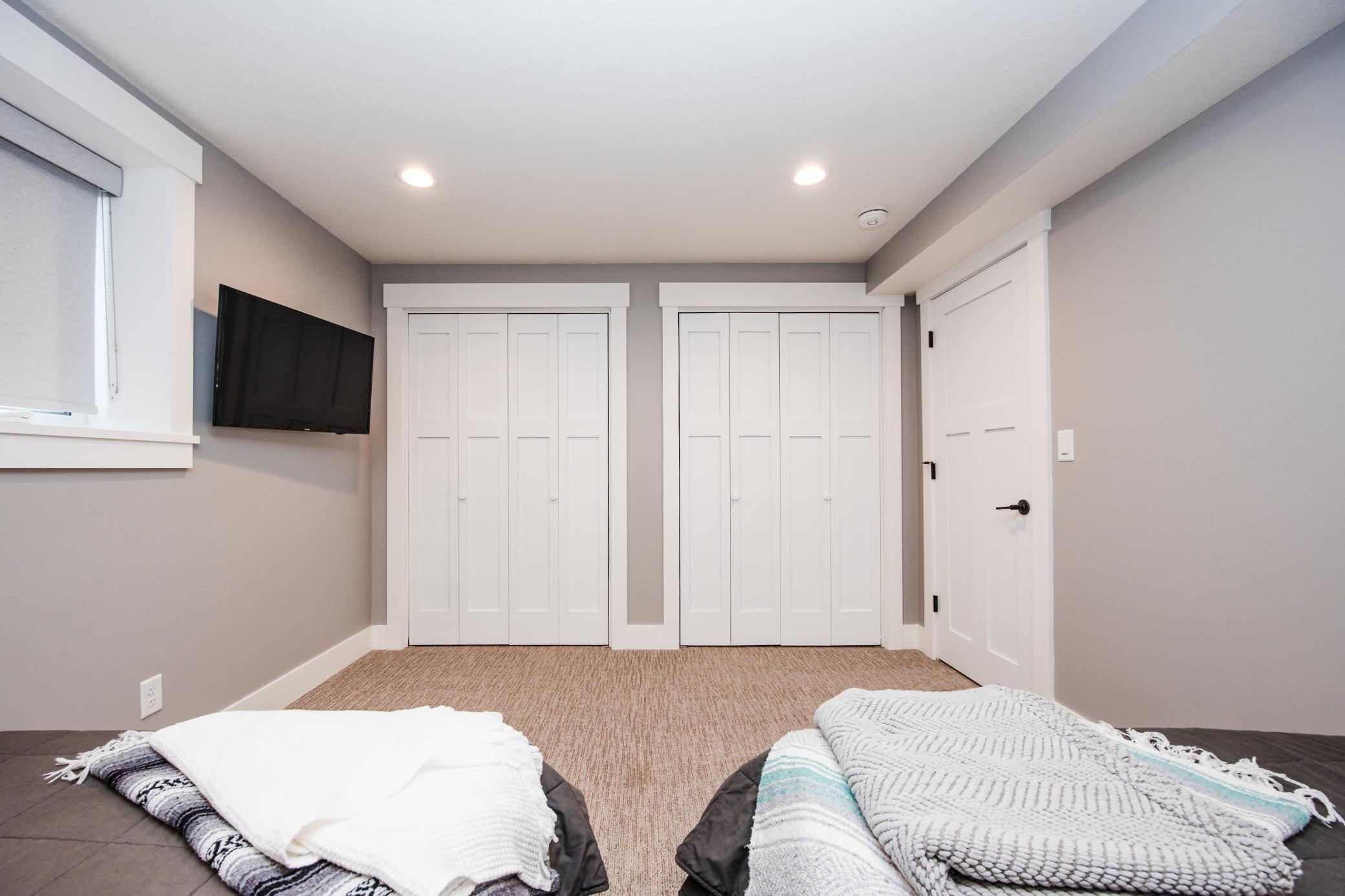 LL Bedroom 3