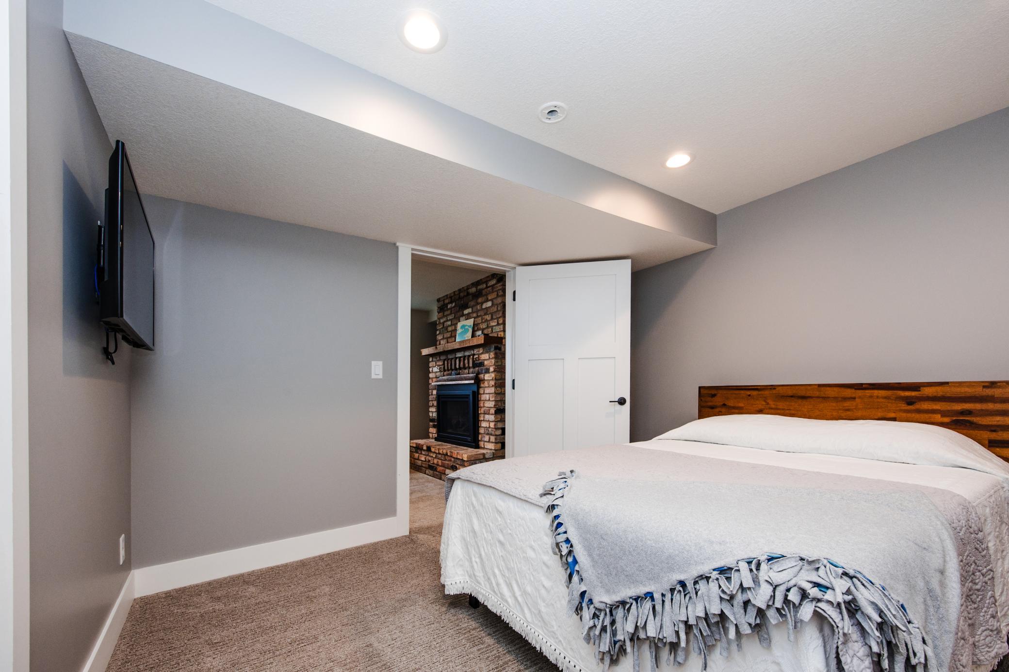 LL Bedroom 2