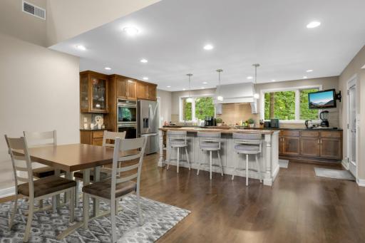 Open kitchen with eat-in spaces