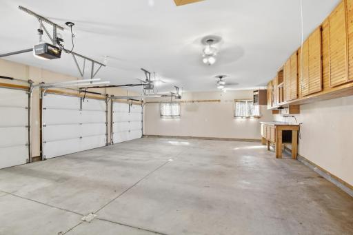 3 Car Garage