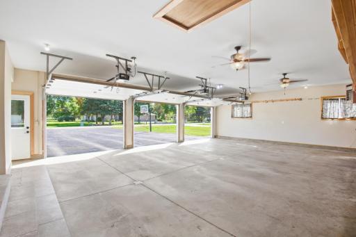 3 Car Garage-Finished-Heated