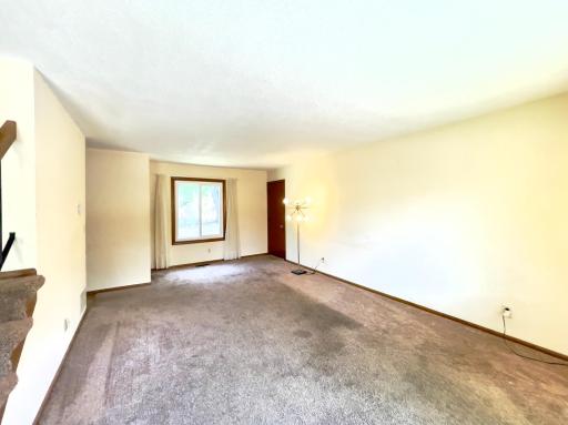 3235 Hamlet Drive, Woodbury, MN 55125