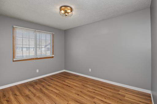 1944 Mockingbird Avenue, Shakopee, MN 55379