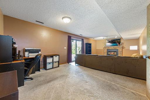 4239 1st Street NW, Rochester, MN 55901