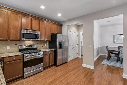 1452 Steeplechase Lane, Eagan, MN 55122