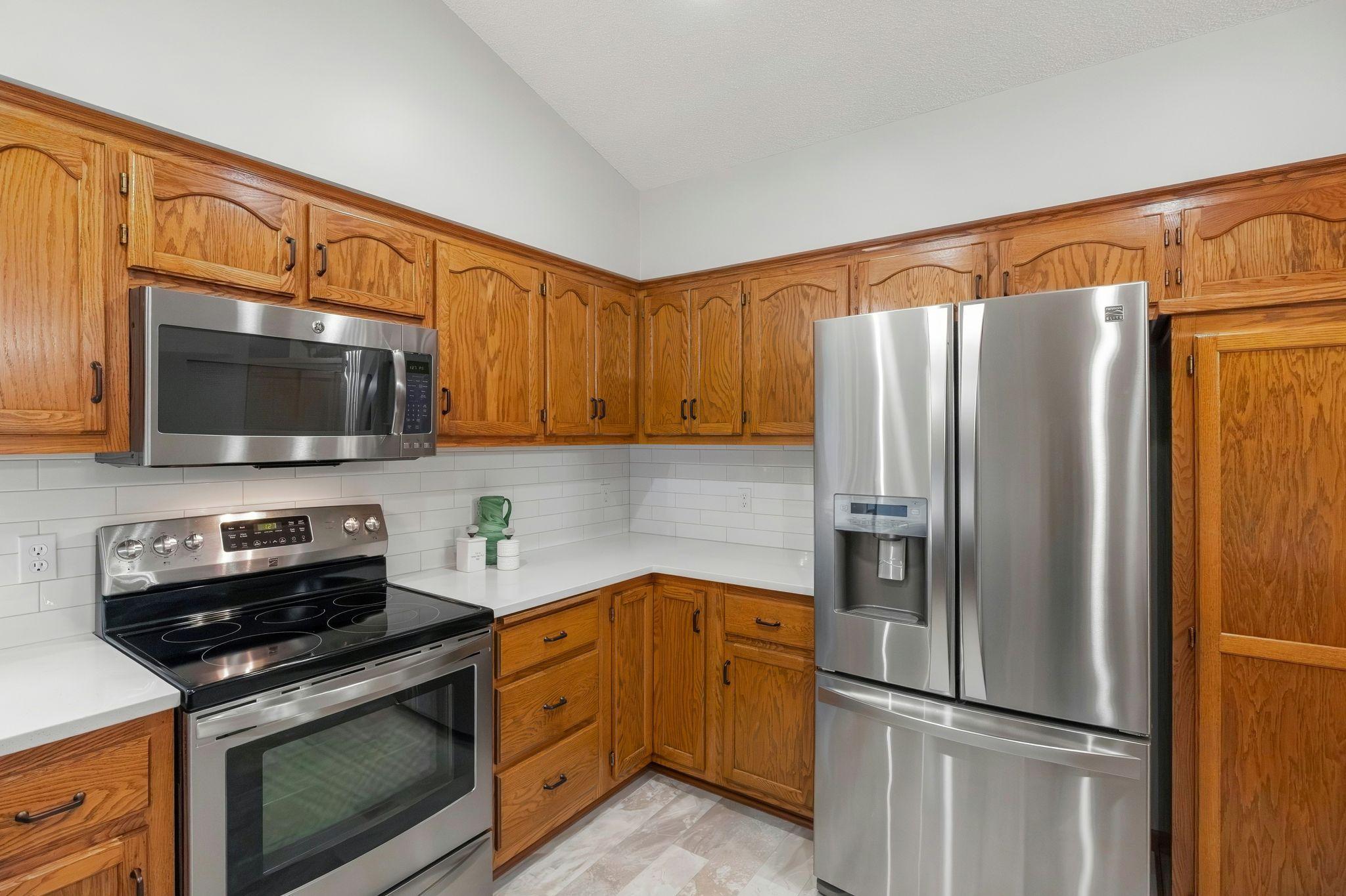 Abundance of cabinet space!
