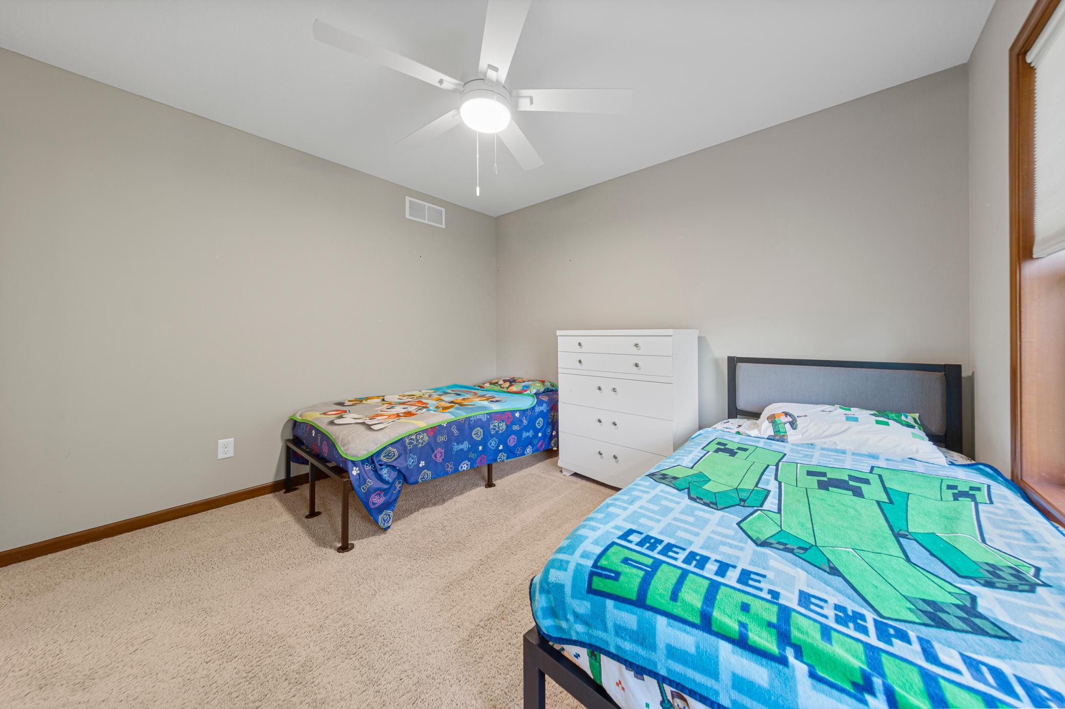 56_Bedroom 2.jpg