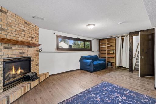 6509 Edgemont Boulevard N, Brooklyn Park, MN 55428